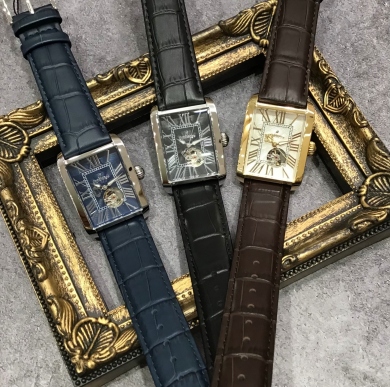 【Orobianco】レトロ感漂うクラシックな自動巻腕時計!