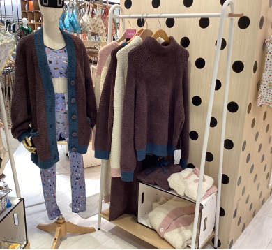 【NEW】カラーブロッキングもこパジャマ