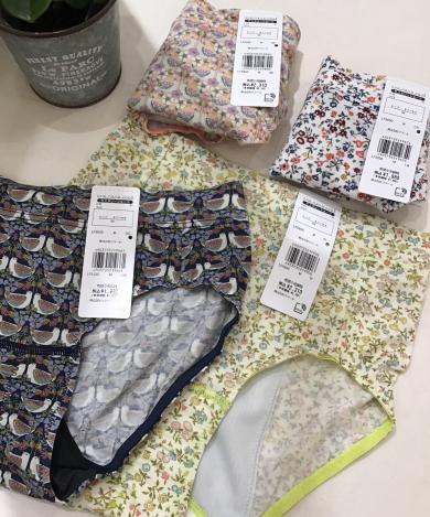 リバティ柄のサニタリーショーツ🆕