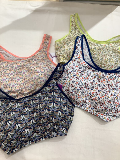 LIBERTY柄 ⭐️NEWナイトアップブラ⭐️