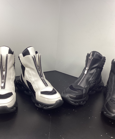 スニーカーのようなブーツ