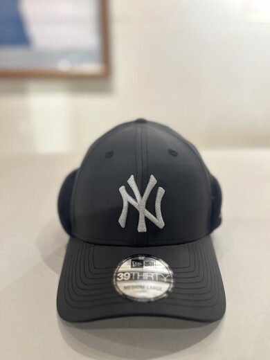 【NEWERA】39THIRTY Flip Down フリップダウン ニューヨーク・ヤンキース Octa Warm Gear ブラック | アウトドア