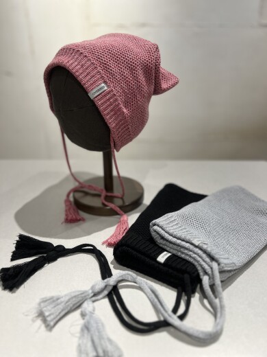 【OVERRIDE】ひも付き猫耳ニット😸😻