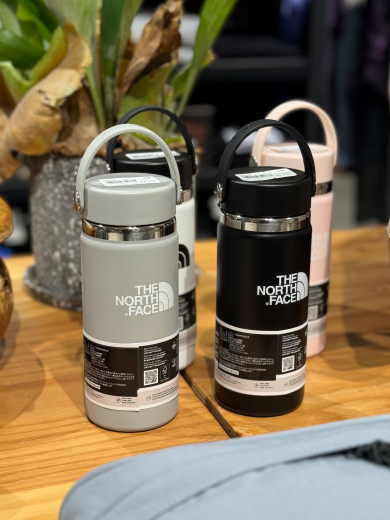 大人気ボトル入荷いたしました☘️