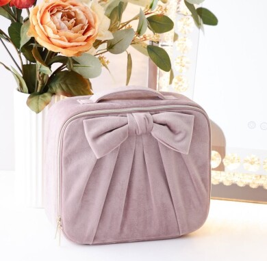 【NEW】大きなリボンが可愛らしい大容量のメイクバッグ🎀˙⋆.˚ ᡣ𐭩