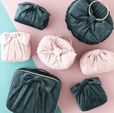 【NEW】大きなリボンがあしらわれた新作ポーチシリーズ𓂃🎀𓈒𓏸