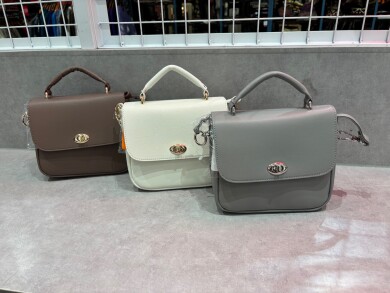 痛ショルダーバッグ🎀