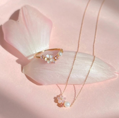 Birthday Series 4月誕生石ダイヤモンド