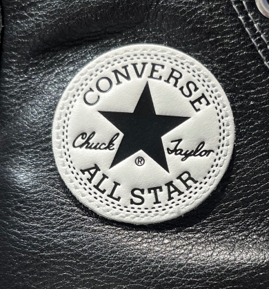 レザー✖️オールスター✨️