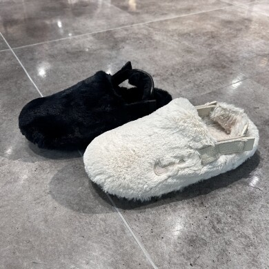 もこもこミュール🐑🖤