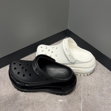 大‼️大‼️大人気‼️厚底クロックス