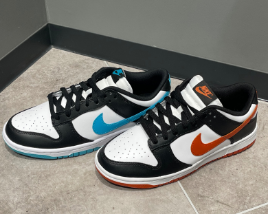 🟦鮮やかなカラーが入荷しました🟧