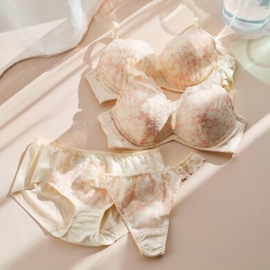 🔅夢みるブラ新色🔅