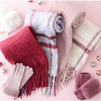 【NEW】お出かけを楽しくしてくれる🩷ᩚ可愛らしいマフラーとグローブ🧣🧤🐇⸝⋆