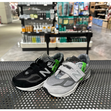 KIDS新作 NEW BALANCE